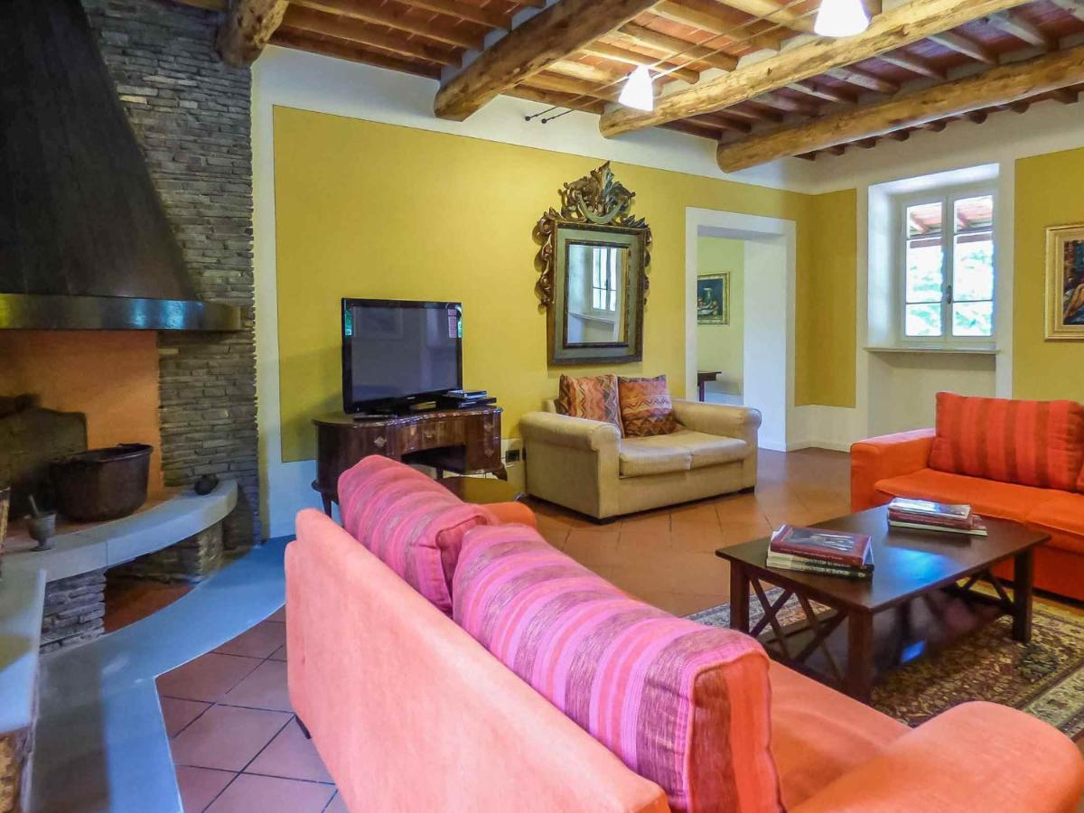 Lucca Cycling Holidays Il Tiglio Rooms SantʼAndrea di Compito エクステリア 写真