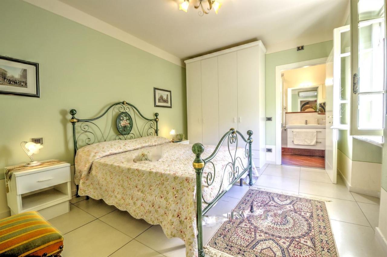 Lucca Cycling Holidays Il Tiglio Rooms SantʼAndrea di Compito エクステリア 写真