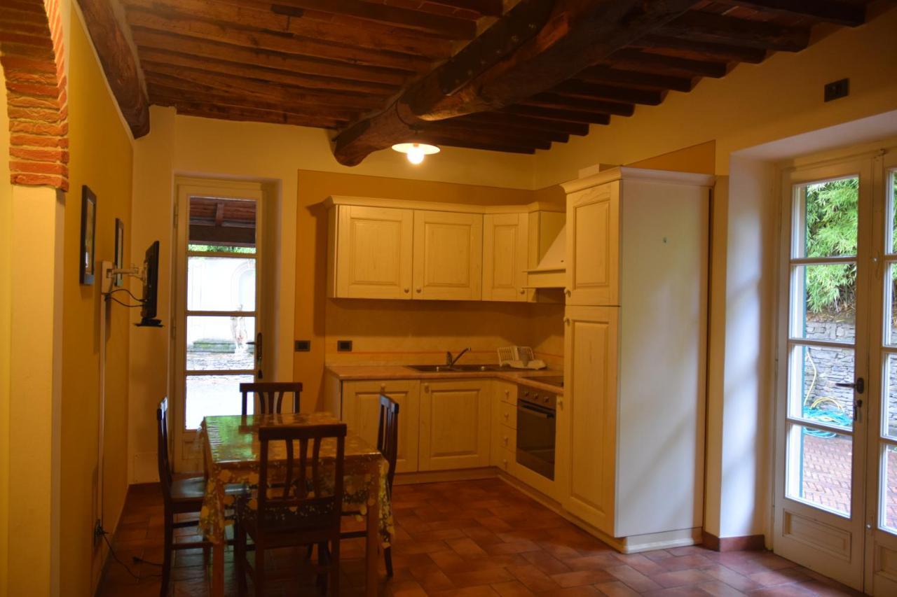 Lucca Cycling Holidays Il Tiglio Rooms SantʼAndrea di Compito エクステリア 写真